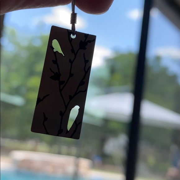 Silver bird laser cut earrings - Picture 2 of 2